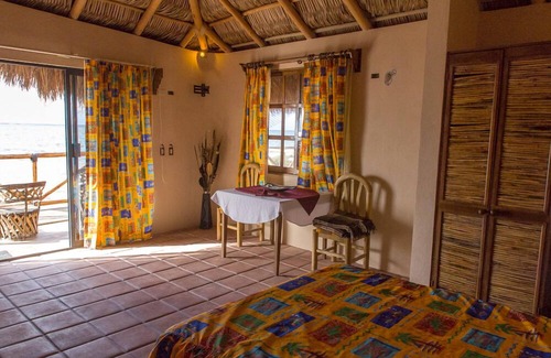 Puerto San Carlos Hotel | Hotel Villas Mar y Arena
