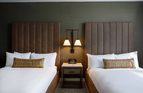 Historic Downtown Grapevine Hotel | Hotel Vin, Autograph Collection