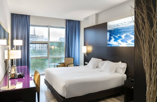 Diagonal Mar i el Front Maritim del Poblenou Hotel | Hotel Vincci Maritimo