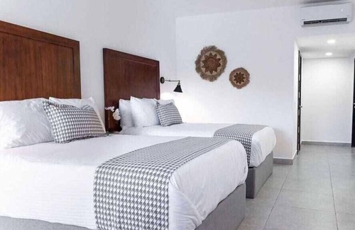 Santiago Hotel | HOTEL VISTA LAGO