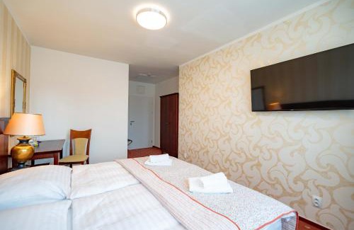 Prestice Hotel | Hotel Volf
