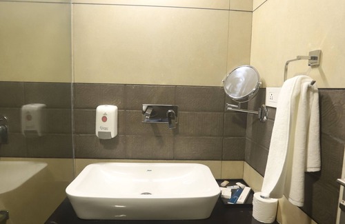 Maninagar Hotel | Hotel White Cloud