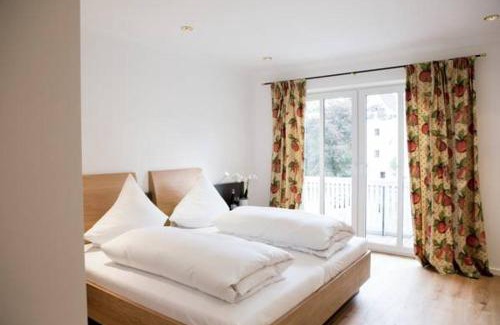 Aicha vorm Wald Hotel | Hotel Wirtshaus am Schloss