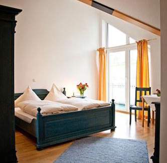 Aicha vorm Wald Hotel | Hotel Wirtshaus am Schloss