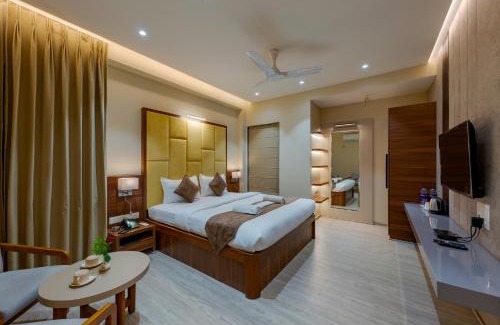 Kolhapur Hotel | Hotel Woodland