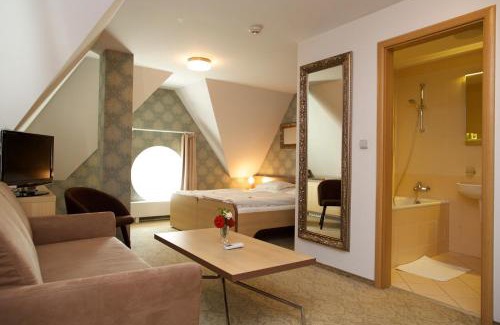 Kunice Hotel | Hotel Zámek Berchtold