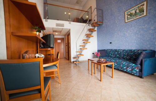Martinscica Hotel | Hotel Zlatni Lav