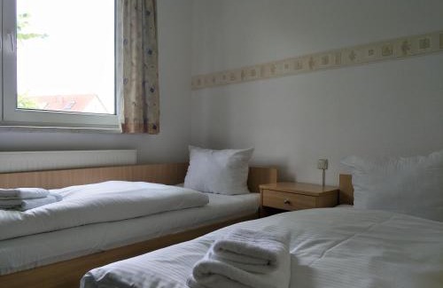 Hoppegarten House | Hotel Zum Grünen Tor
