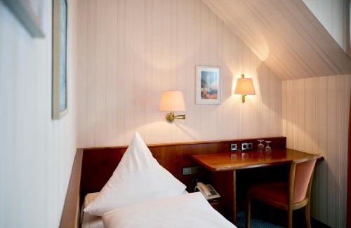 Sankt Georgen Hotel | Hotel Zum Schiff