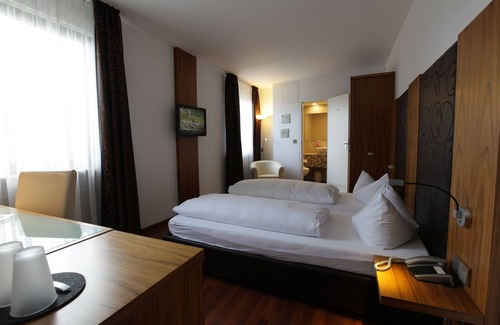 Kandel Hotel | Hotel zur Pfalz