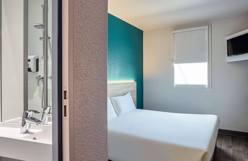 Plougastel-Daoulas Hotel | hotelF1 Brest Sud Plougastel (renovated)