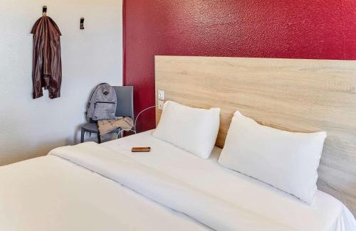 Route de Sainte-Luce Hotel | hotelF1 Nantes Est La Beaujoire