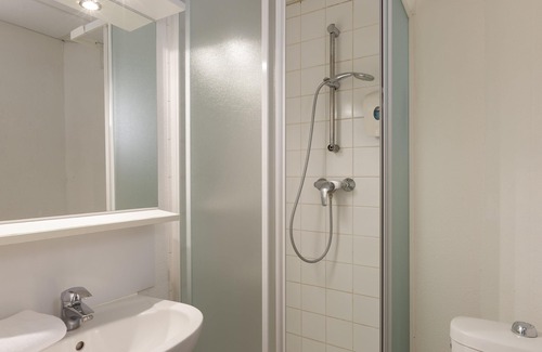 Muire - Haubette Hotel | hotelF1 Reims Tinqueux