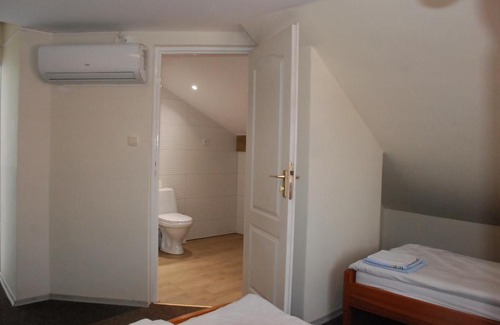 Radzyn Podlaski Hotel | Hotelik Manhatan