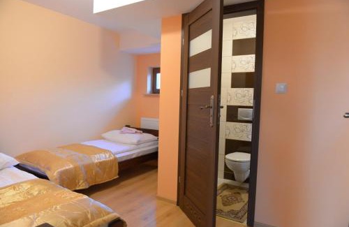 Malaszewice Bed & Breakfast | Hotelik Pod Lwami