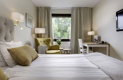 Hjo Municipality Hotel | Hotell Bellevue