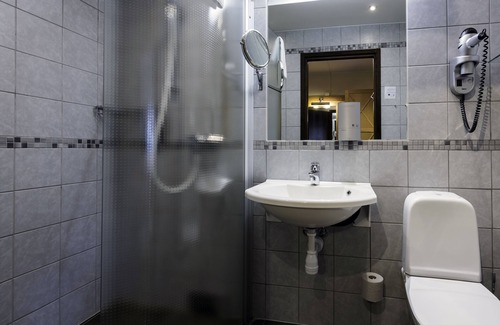 Hjo Municipality Hotel | Hotell Bellevue