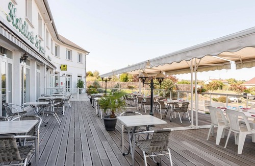 Saint-Jean-de-Thouars Hotel | Hotellerie Saint Jean