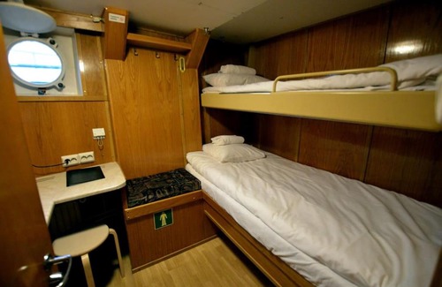 Helsinki City Centre Boat Rental | Hotellilaiva Muikku/Hotel Boat Muikku