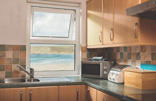 Sennen Cove Hotel | Hotels In Sennen Cove With Air Conditioner, Fireplace/Heating, View
