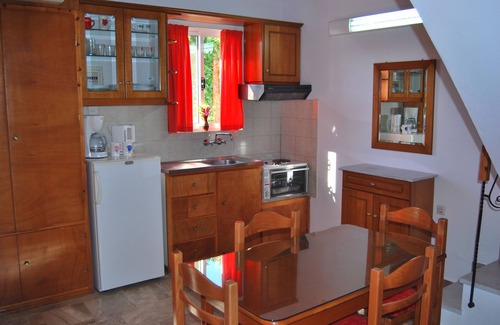 Paralio Astros House | Houdis Houses - Your own independent home in Greece for your vacation