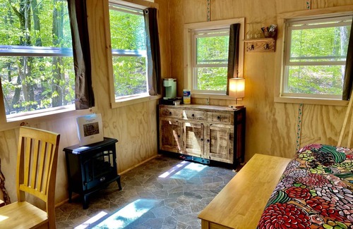 Bozrah House | House ∙ 1 bedroom ∙ 2 guests