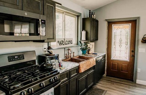 Mount Sterling House | House ∙ 1 bedroom ∙ 4 guests