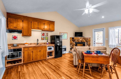 Montebello House | House ∙ 1 bedroom ∙ 2 guests