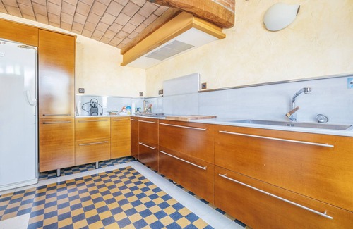 Llica d'Amunt Villa | House/14 pax 30 minutes Barcelona - swimming pool