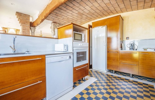 Llica d'Amunt Villa | House/14 pax 30 minutes Barcelona - swimming pool
