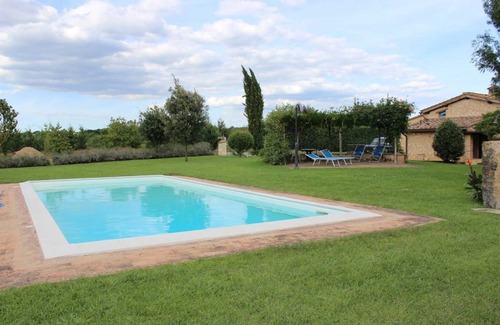 Abbadia a Isola House | House ∙ 2 bedrooms ∙ 4 guests