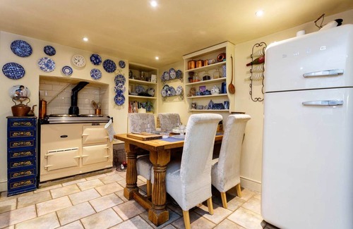 Childs Hill House | House ∙ 2 bedrooms ∙ 4 guests