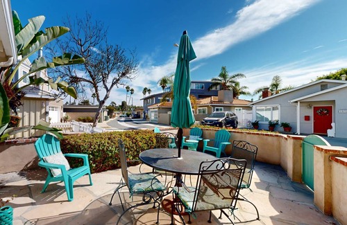 Pierpont Bay House | House ∙ 2 bedrooms ∙ 6 guests