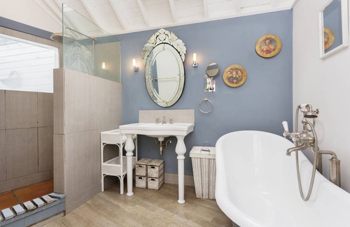Twickenham Riverside House | House ∙ 2 bedrooms ∙ 4 guests