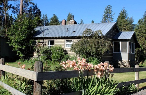 Chiloquin House | House ∙ 2 bedrooms ∙ 4 guests