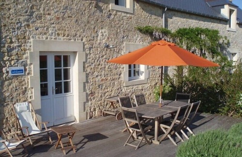 Crouay House | House 20 mn from the beaches, 7 people, neat decoration, fully equipped