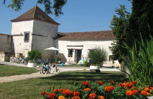 Salles-Lavalette House | House ∙ 3 bedrooms ∙ 6 guests