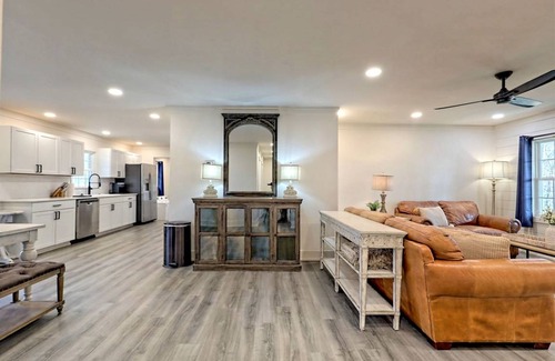 Clarkesville House | House ∙ 3 bedrooms ∙ 6 guests