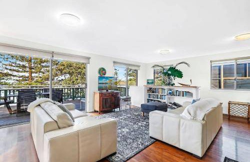 Dicky Beach House | House ∙ 3 bedrooms ∙ 6 guests