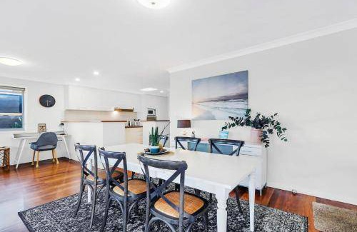 Dicky Beach House | House ∙ 3 bedrooms ∙ 6 guests