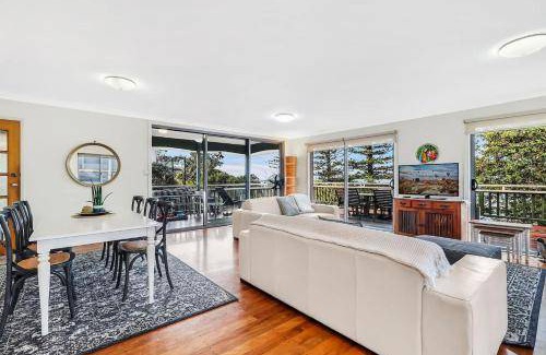 Dicky Beach House | House ∙ 3 bedrooms ∙ 6 guests