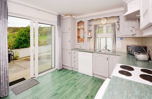 Clifden House | House ∙ 3 bedrooms ∙ 6 guests