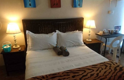 Kempton Park Bed & Breakfast | House 36 - Close to OR Tambo Airport - Full Breakfast Included
