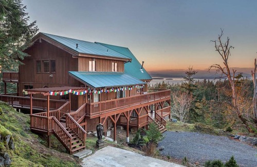 Friday Harbor House | House ∙ 4 bedrooms ∙ 12 guests