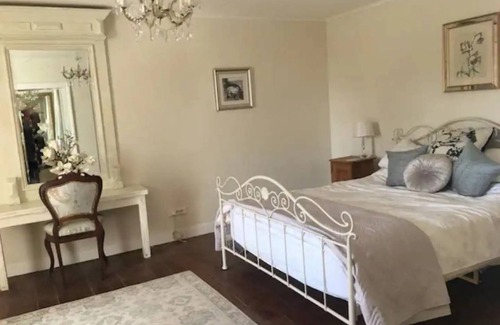 Boscamnant House | House ∙ 4 bedrooms ∙ 8 guests