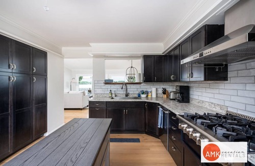 Fennville House | House ∙ 4 bedrooms ∙ 9 guests