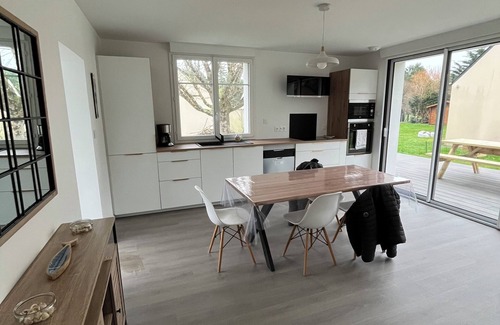 Penestin House | House 400m from the sea, completely renovated in 2024! Ideal for 6 people.