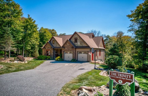 Sugar Mountain House | House ∙ 5 bedrooms ∙ 14 guests