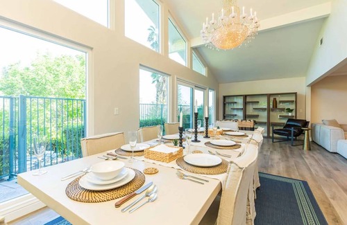 Glendora House | House ∙ 5 bedrooms ∙ 12 guests