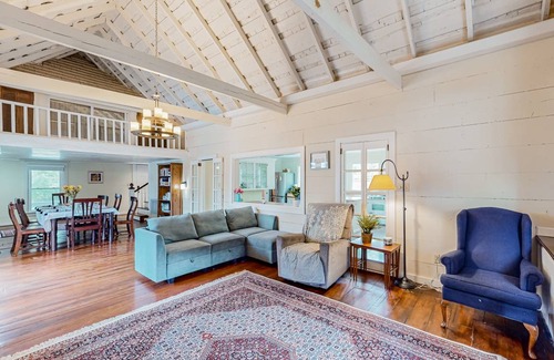 Landrum House | House ∙ 5 bedrooms ∙ 14 guests